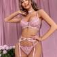 Set de lencería con bordado de corazones